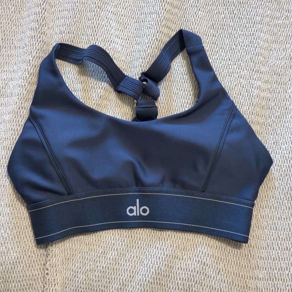 Alo Yoga Airlift Suit Up Bra